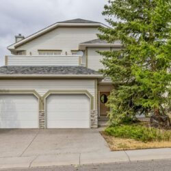 3 Bedroom Detached home in Canmore Alberta
